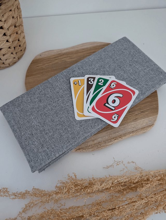 Porte-cartes de jeu modèle gris uni