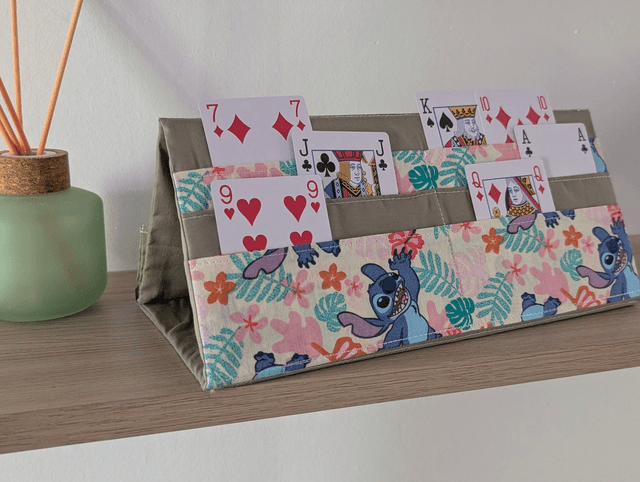 Porte-cartes de jeu modèle stitch beige