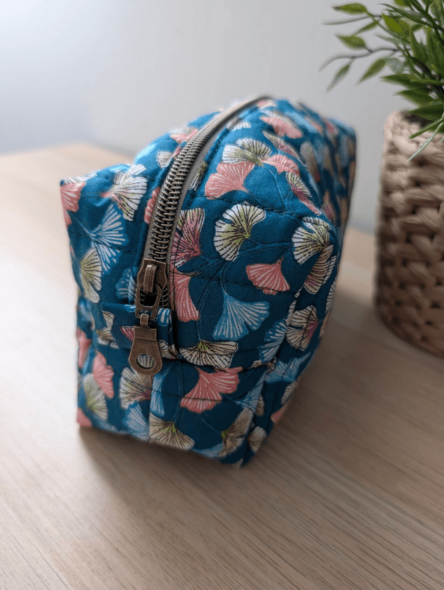Trousse matelassée verte foncée