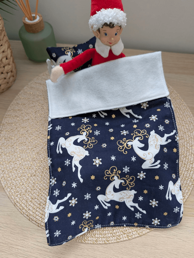 Parure de lit pour lutin farceur cerfs dorés sur fond blanc"