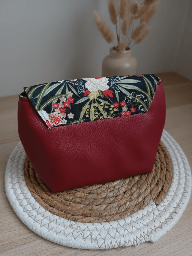 Pochette à maquillage florale