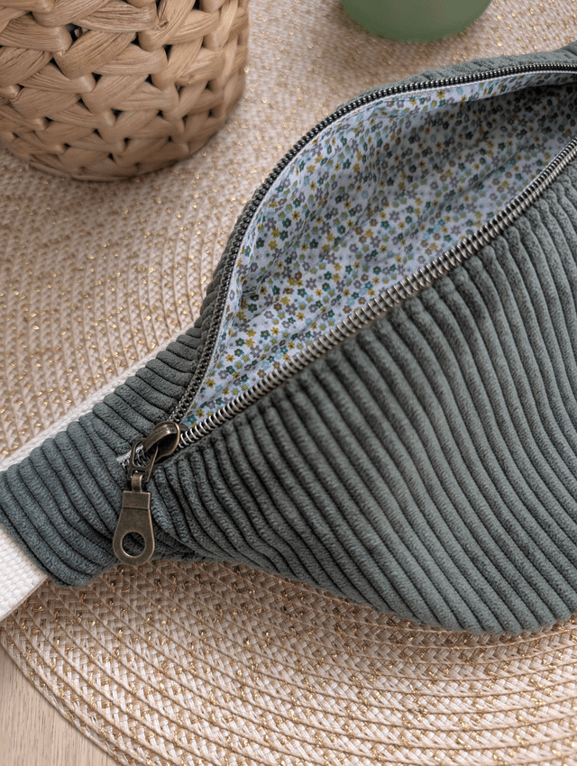 Sac banane enfant en velours cotelé kaki