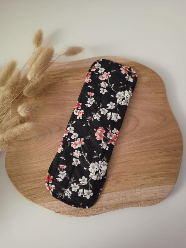 Serviette hygiénique lavable noire (à l'unité ou en lot de 5)