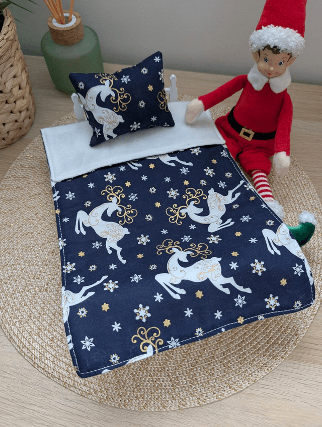 Parure de lit pour lutin farceur cerfs dorés sur fond blanc"