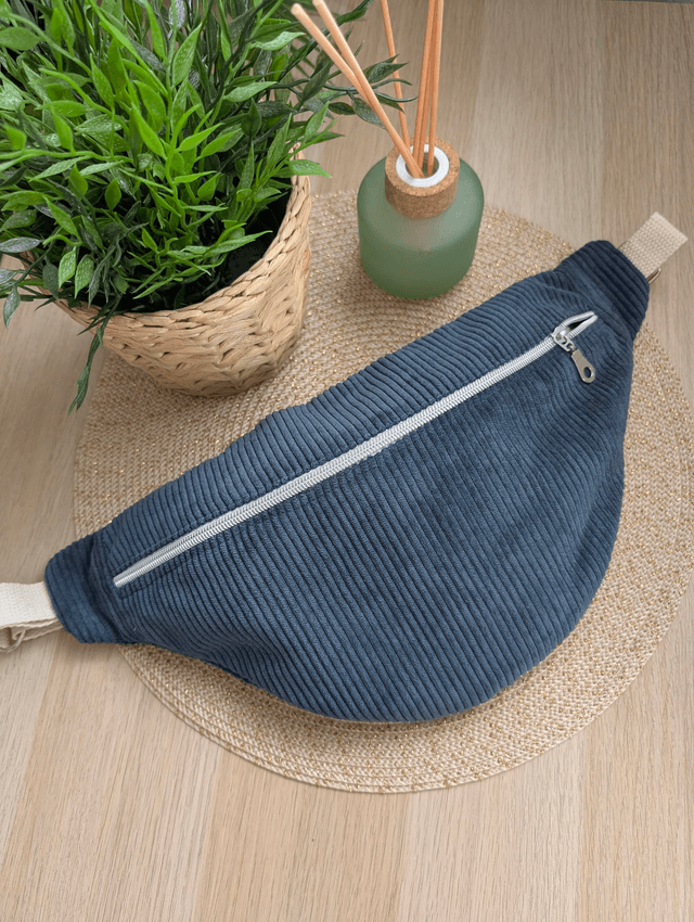 Sac banane femme en velours cotelé bleu canard
