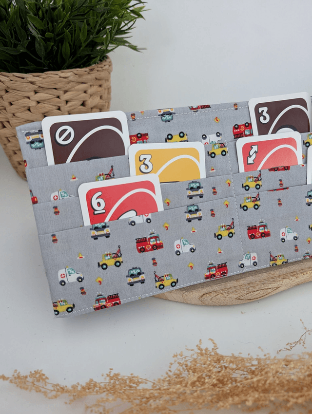 Porte-cartes de jeu modèle voitures
