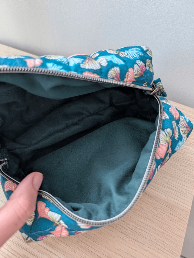 Trousse matelassée verte foncée