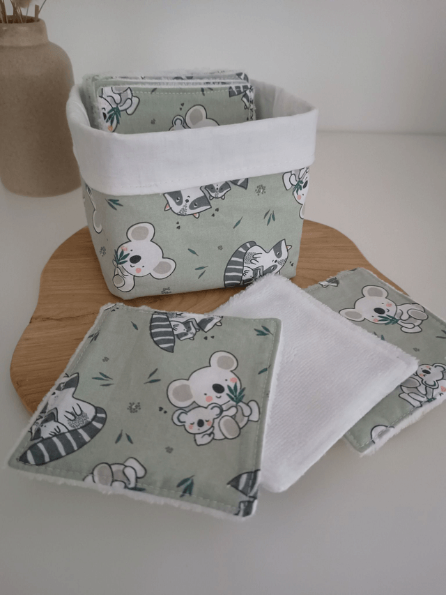 Panier de 10 cotons lavables vert koala et raton laveur