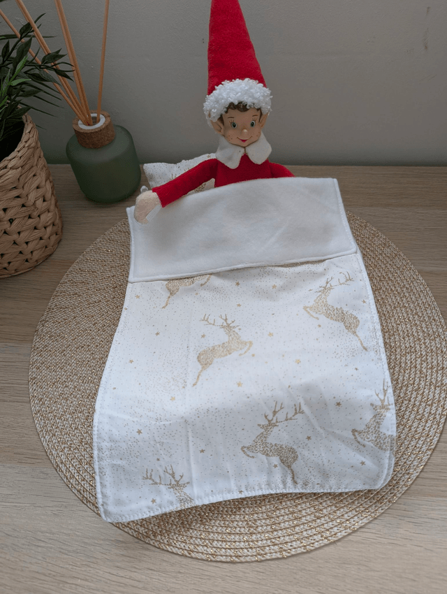 Parure de lit pour lutin farceur "cerfs dorés fond blanc"