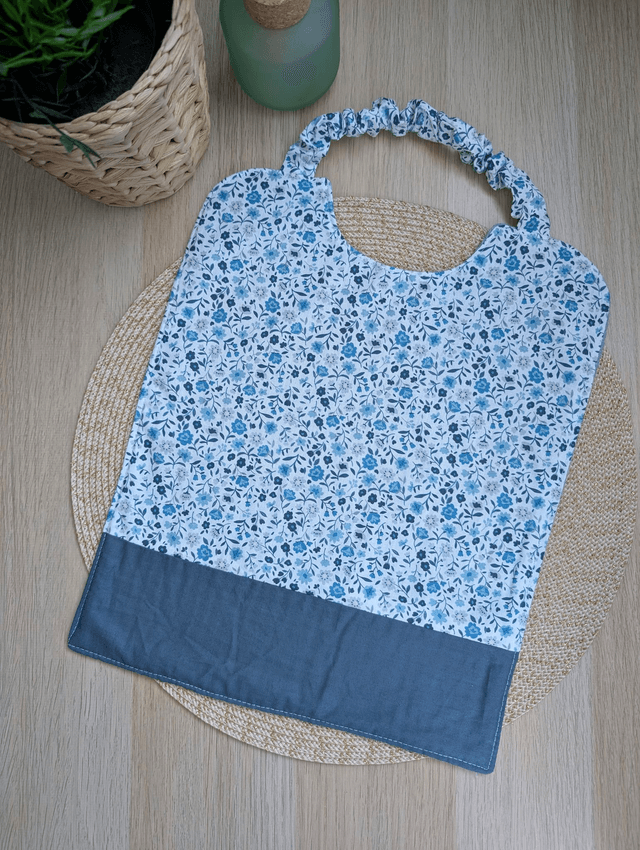 Serviette de cantine enfant fleurie bleue