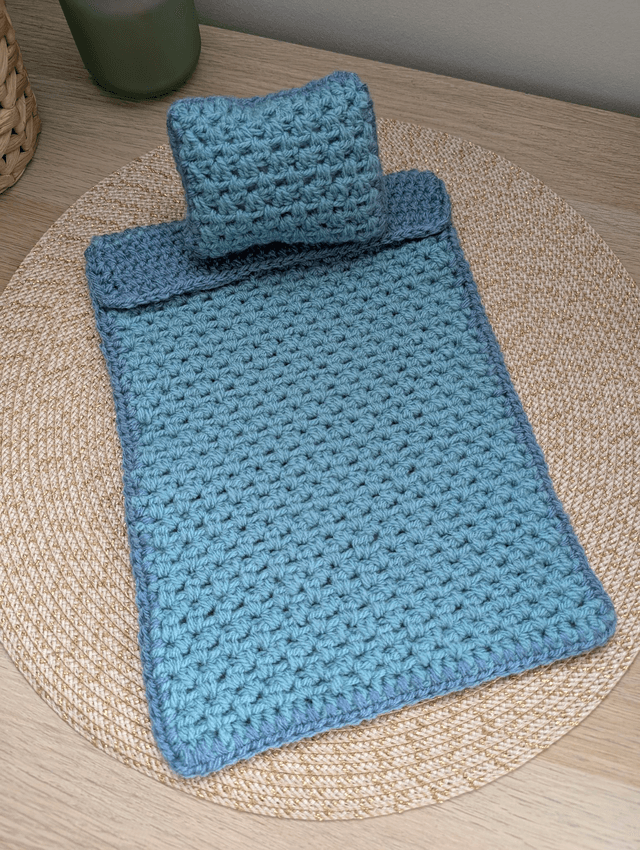 Parure de lit pour lutin farceur en laine bleue 