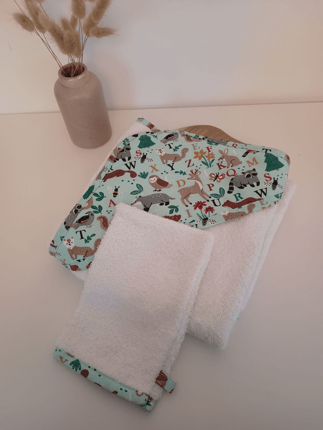 Cape de bain bébé + gant 